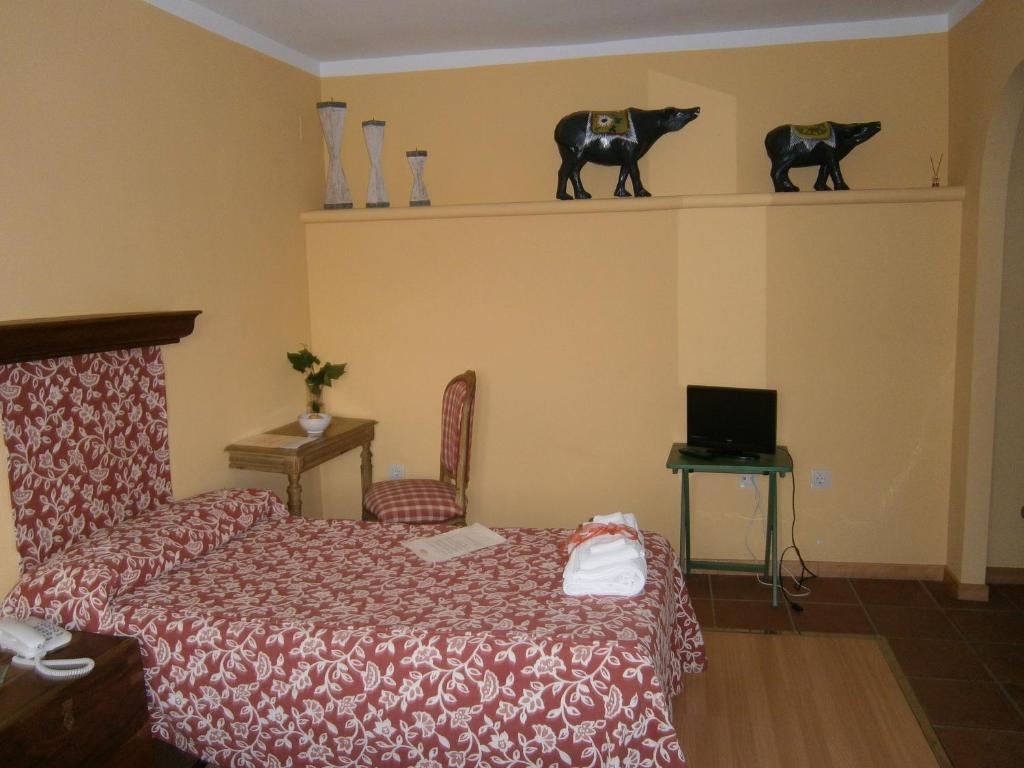 Quinta La Encarnacion Hotel Casar De Caceres Room photo